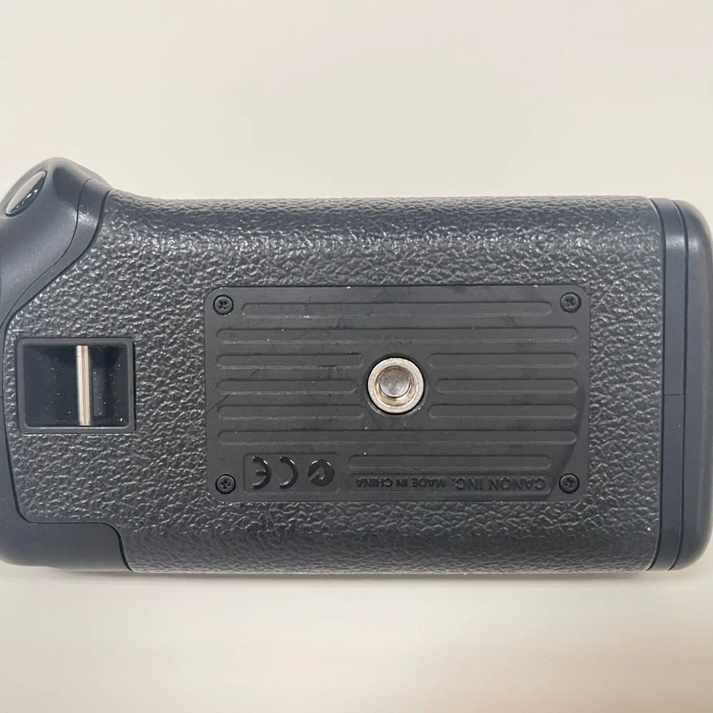 CANON BG-E3 BATTERY GRIP FOR EOS REBEL XTi & XT DIGITAL CAMERAS
